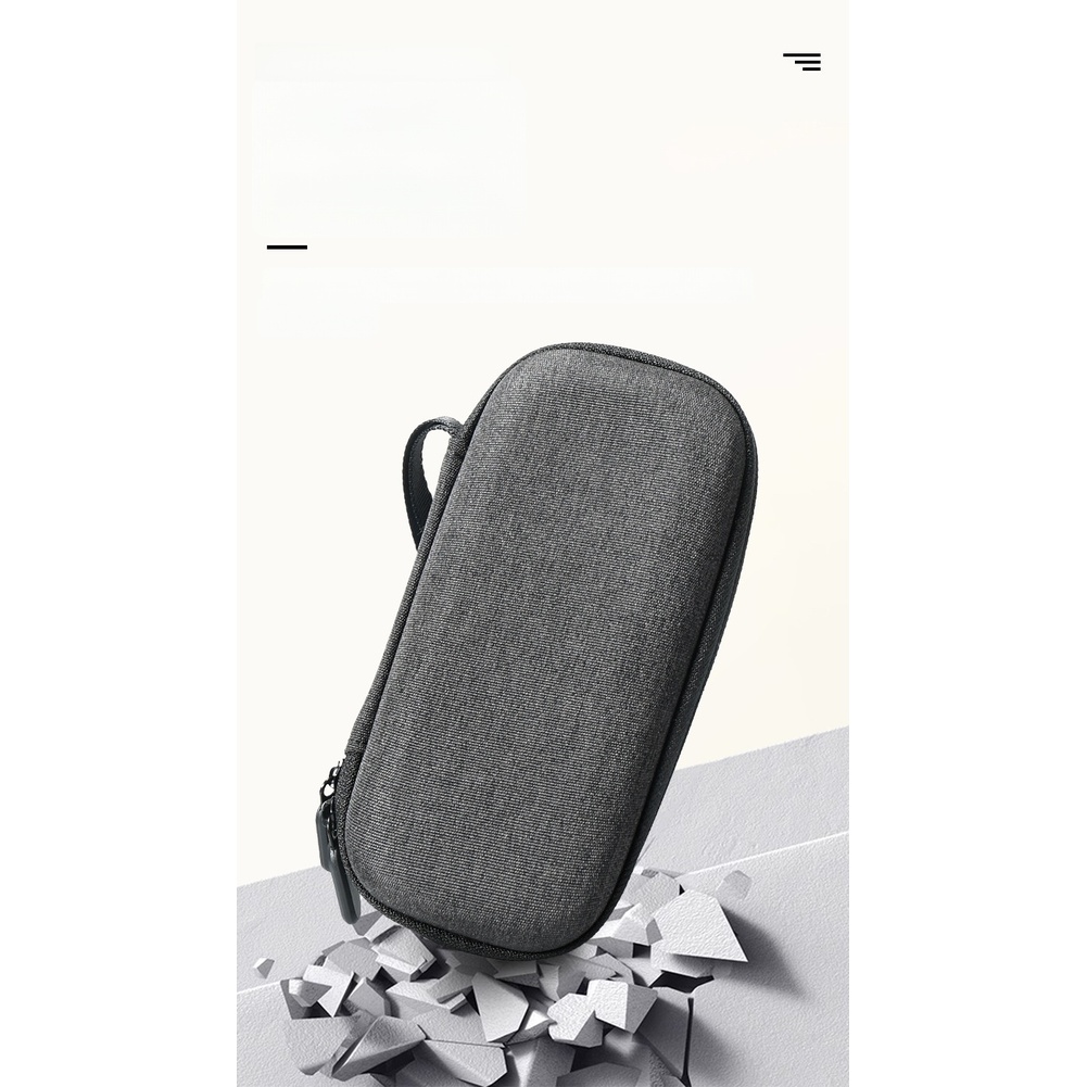 1 borsa nera antiurto per foto - Insta360 Camera X4 recensione e prezzo