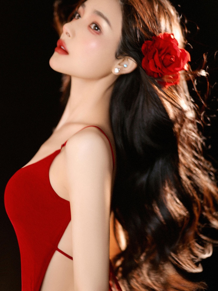 Elegante Abito Rosso Senza Spa - Photography Young recensione e prezzo